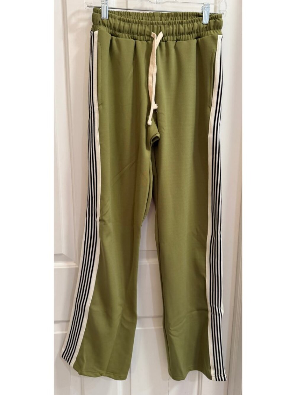 NWT MNML Men’s Tricot Side Stripe Track Pants XS